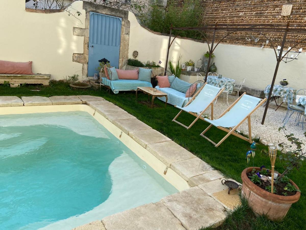 Maison 1823 - Suites De Charme A Garons Dış mekan fotoğraf