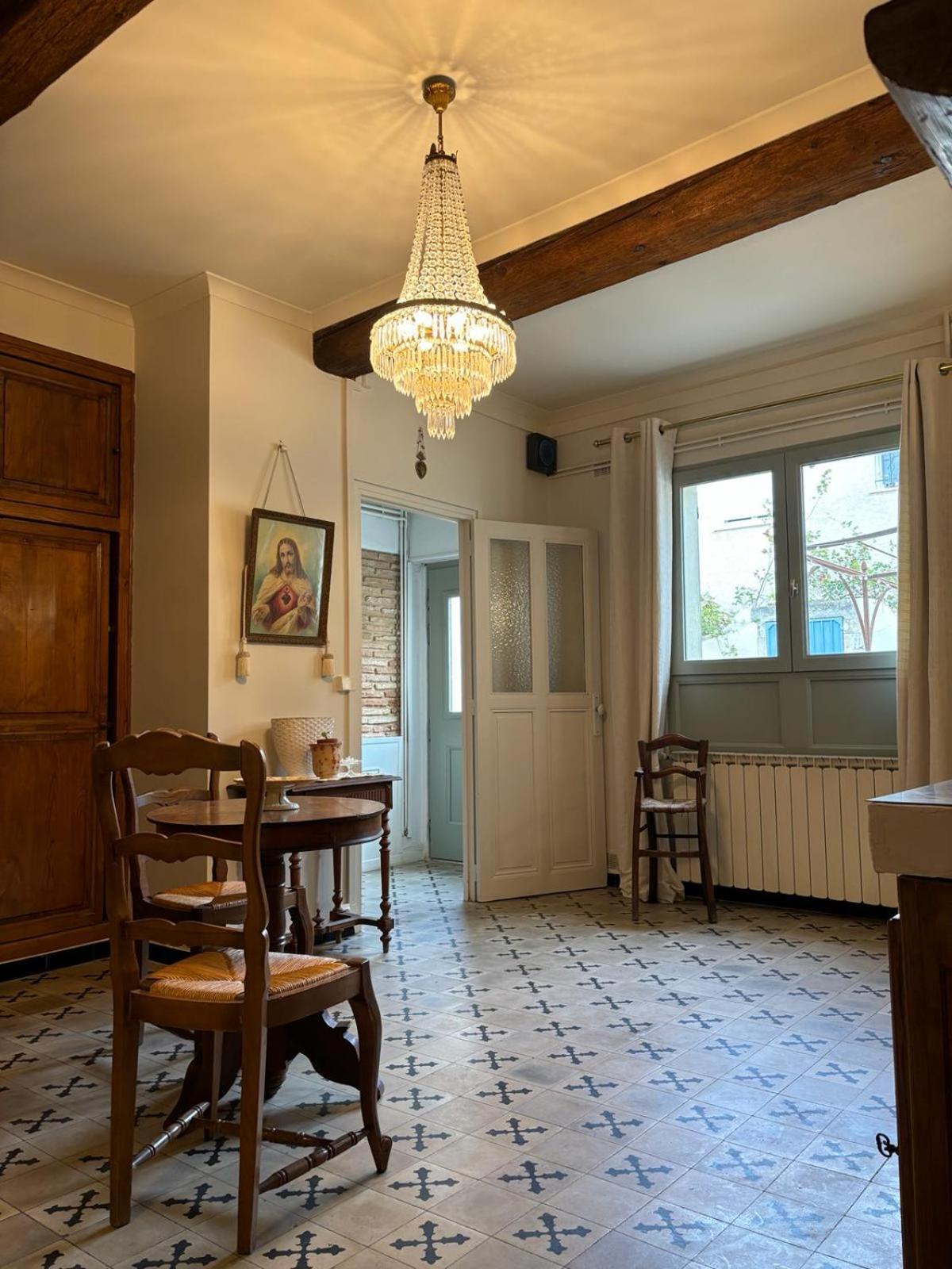 Maison 1823 - Suites De Charme A Garons Dış mekan fotoğraf